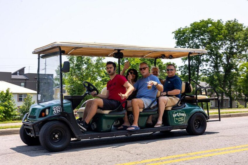 Explore the City of Nashville Sightseeing Tour by Golf Cart 4