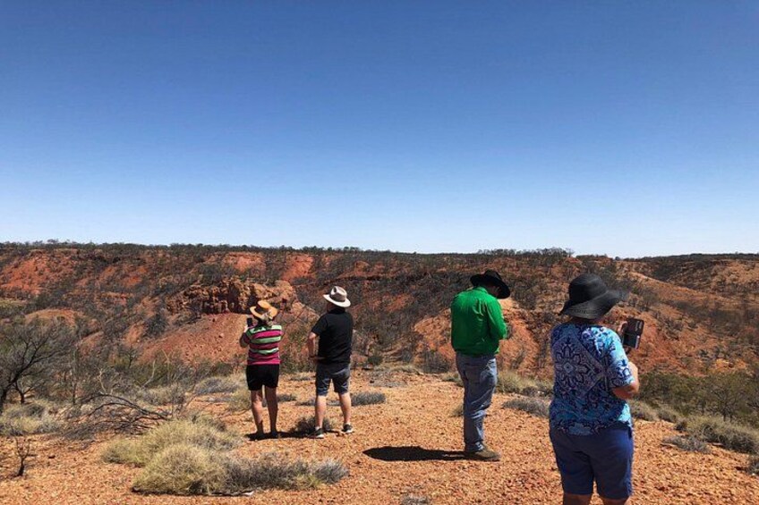 Dinosaur Stampede 3/4 Day Tour from Winton 1