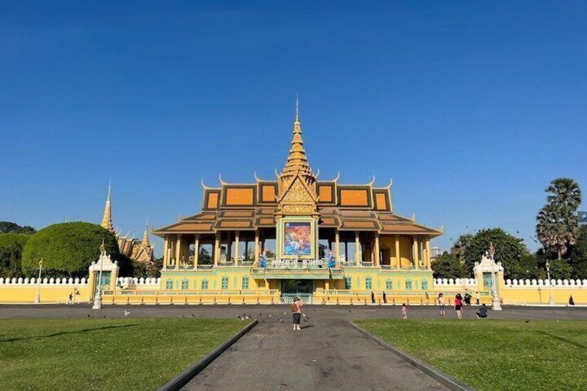 Private Full Day Phnom Penh City Tour 1