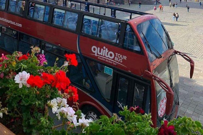 Quito City Tour Double Decker Bus 4