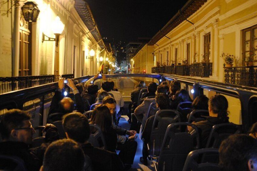 Historical Center on board of Quito Tour Bus