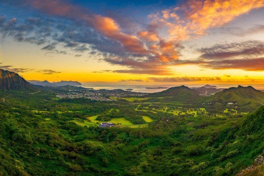 The Nu'uanu Pali Lookout is one of the most popular, beautiful, and historical stops on the Circle Island Tour. 4