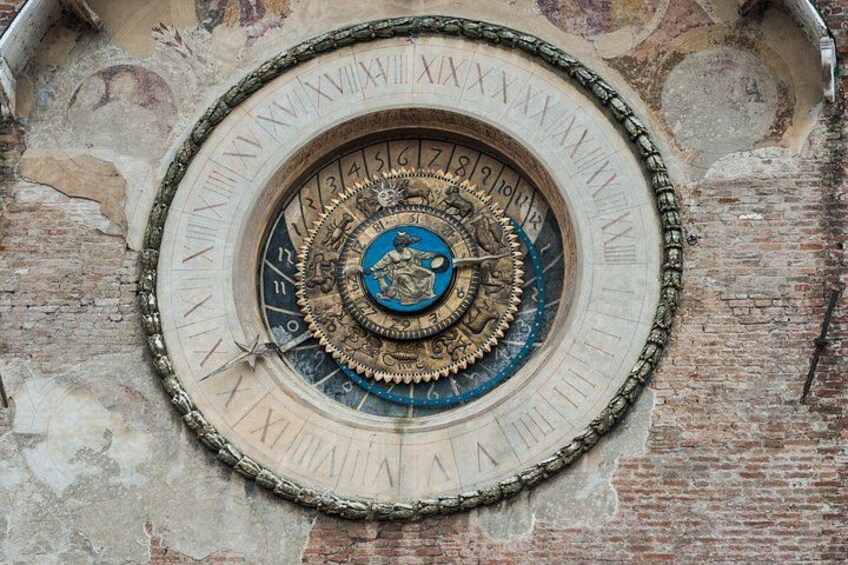 Half-day Guided tour of Mantua City Centre and Ducal Palace 4