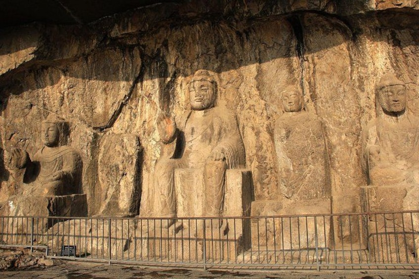 Longmen Grottoes 3