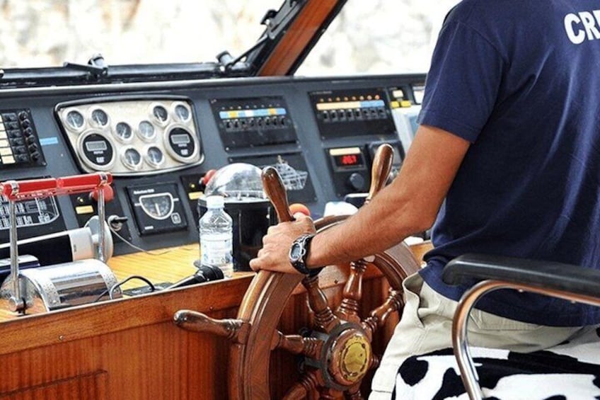 Abu Dhabi: Yas Island Sightseeing Dhow Cruise 2
