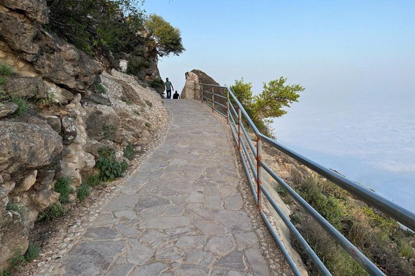 Jabal Samhan - Clouds below the view point 2