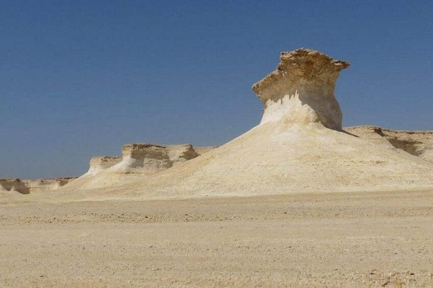 Qatar West Coast tour, Zekreet, Richard Serra Sculpture, Mushroom Rock Formation 2