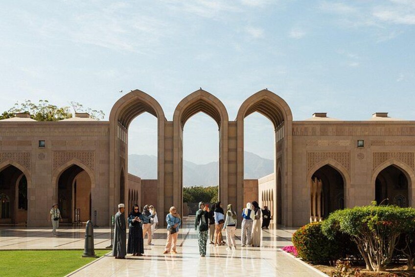 Muscat: City Highlights Experience with Transfer 4