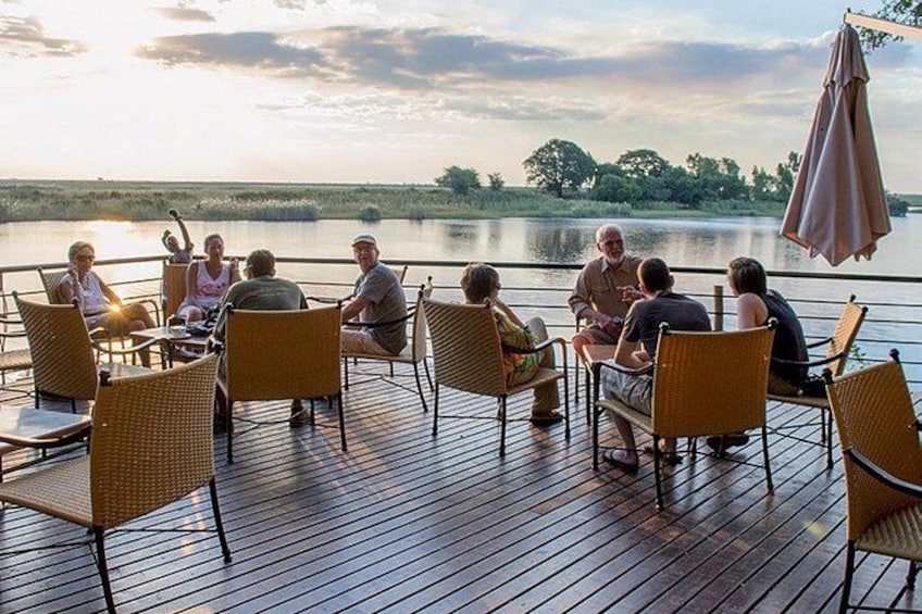 Lunch at Chobe Safari Lodge 2
