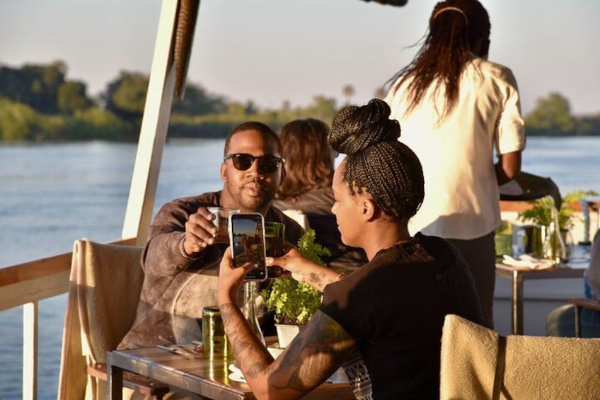 Victoria Falls Dinner Cruise on the Zambezi River 4