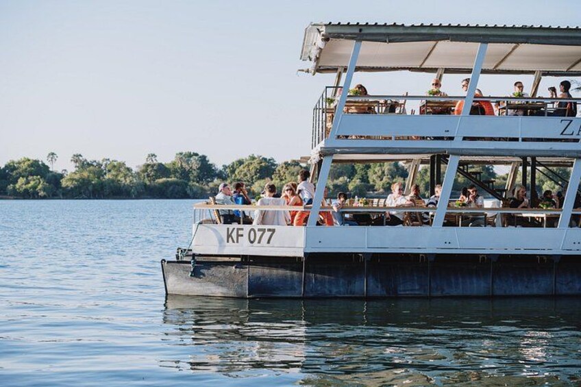 Victoria Falls Dinner Cruise on the Zambezi River 2