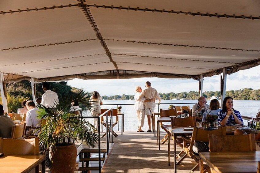 Victoria Falls Dinner Cruise on the Zambezi River 2