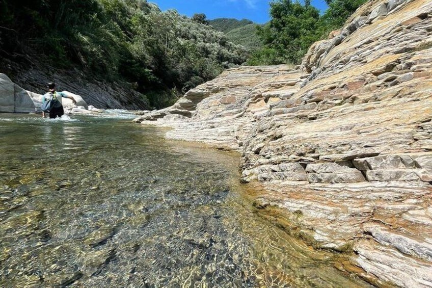 Torrentismo: Climbing up through the river 4