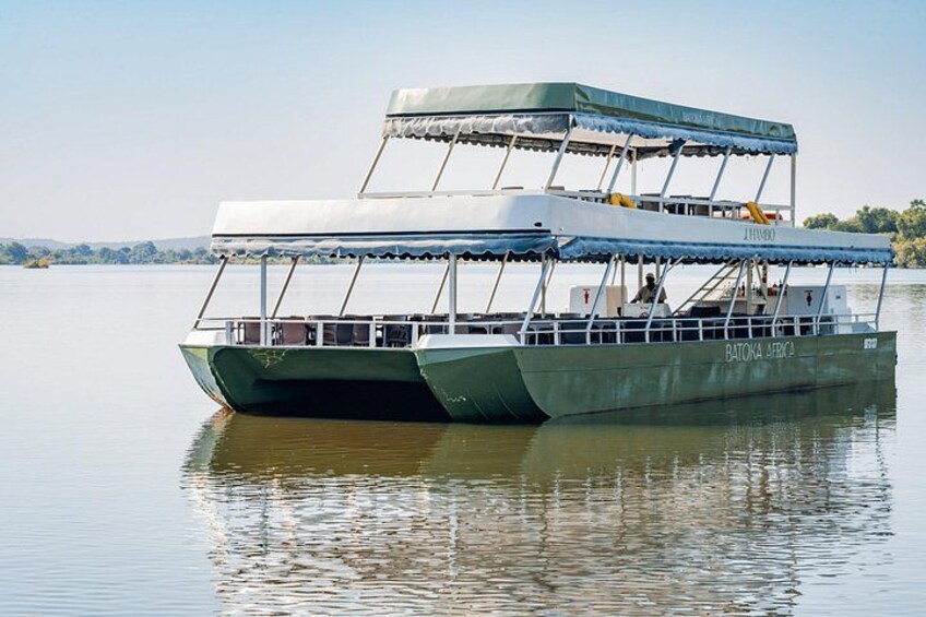 Zambezi Sunset Cruise – Wildlife, Drinks & Breathtaking Views 4