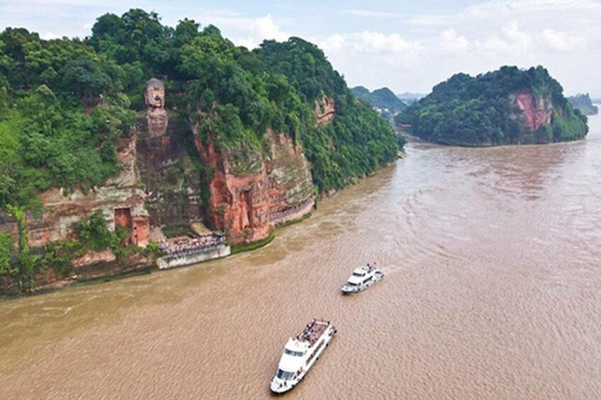 Leshan Buddha + Panda Base or Old Tea House Private Day Tour 2