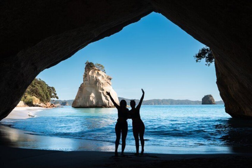 Cathedral Cove Kayak Tour 2