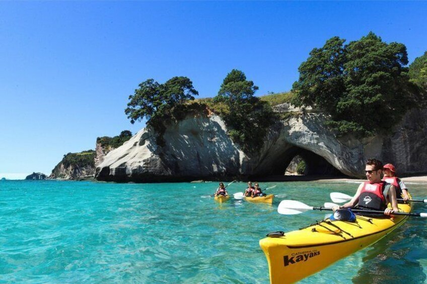 Cathedral Cove Kayak Tour 1