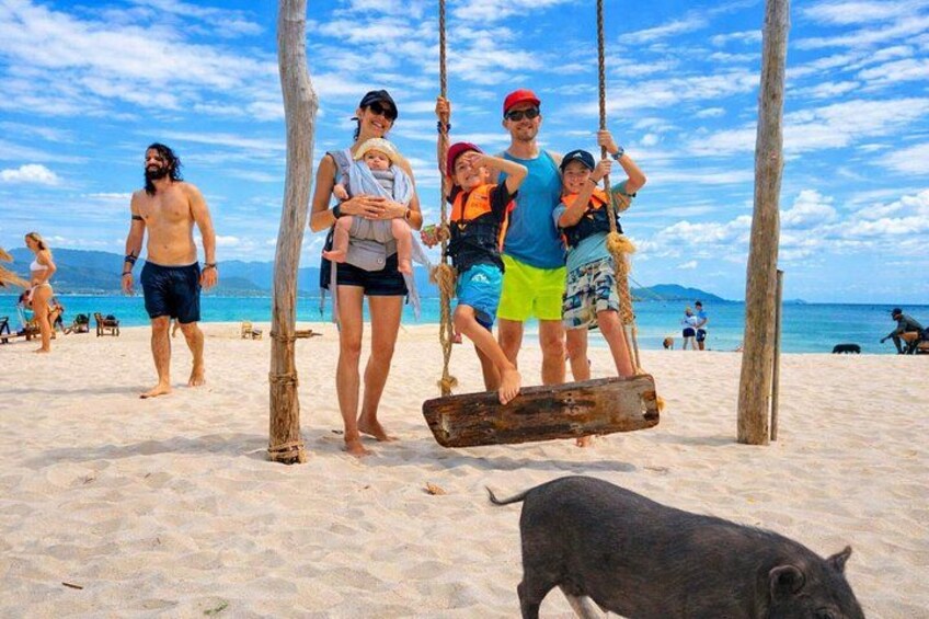 Pig Island ,Snorkeling, Private Long Tail Boat (Local Thai Experience) 4