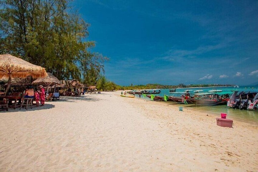 Pig Island Experience By Speed Boat, Snorkeling, Kayaking Relaxing on the Beach 5