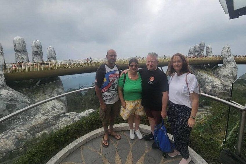 GOLDEN BRIDGE - Guided Tour in the Early Morning to Avoid Crowds 2
