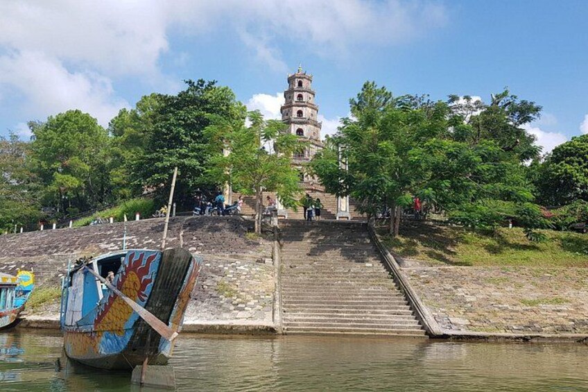 View from Perfume river ro pagoda 3