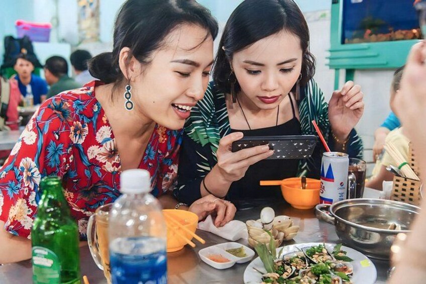Premium Ho Chi Minh City Motorbike Food Tour (Michelin Optional) 3