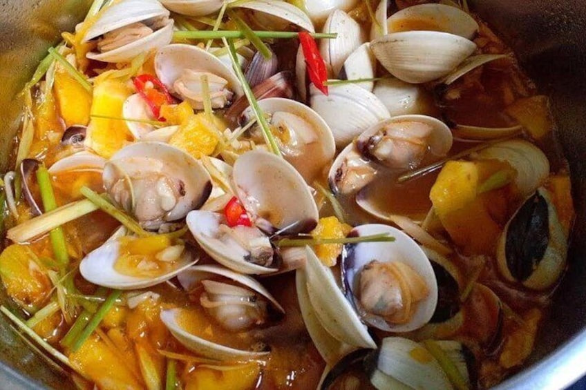 Premium Ho Chi Minh City Motorbike Food Tour (Michelin Optional) 3