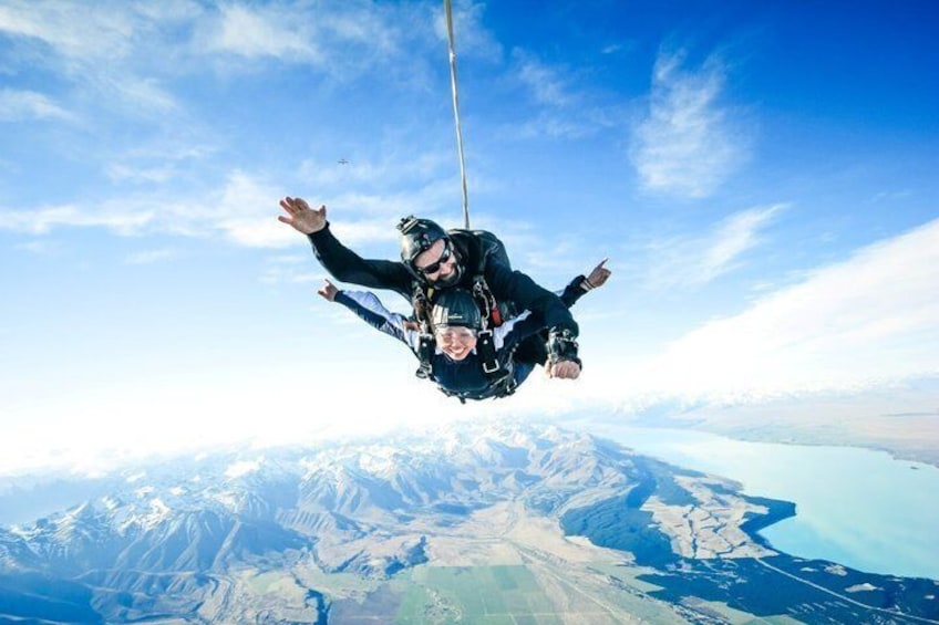Skydive Mt. Cook - 20+ Seconds of Freefall from 10,000ft 5