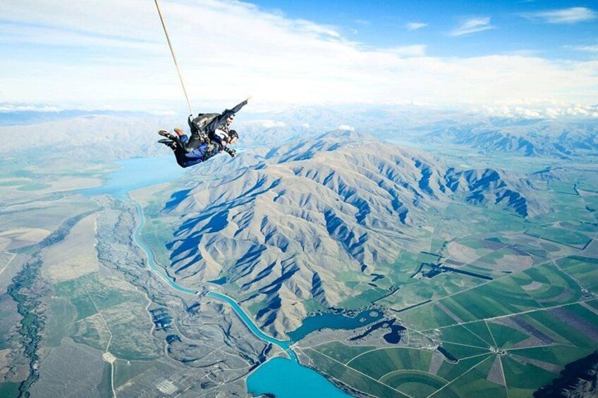 Skydive Mt. Cook - 45+ Seconds of Freefall from 13,000ft 2