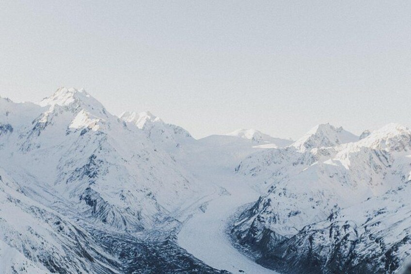 45-Minute Glacier Highlights Helicopter Tour from Mount Cook 3