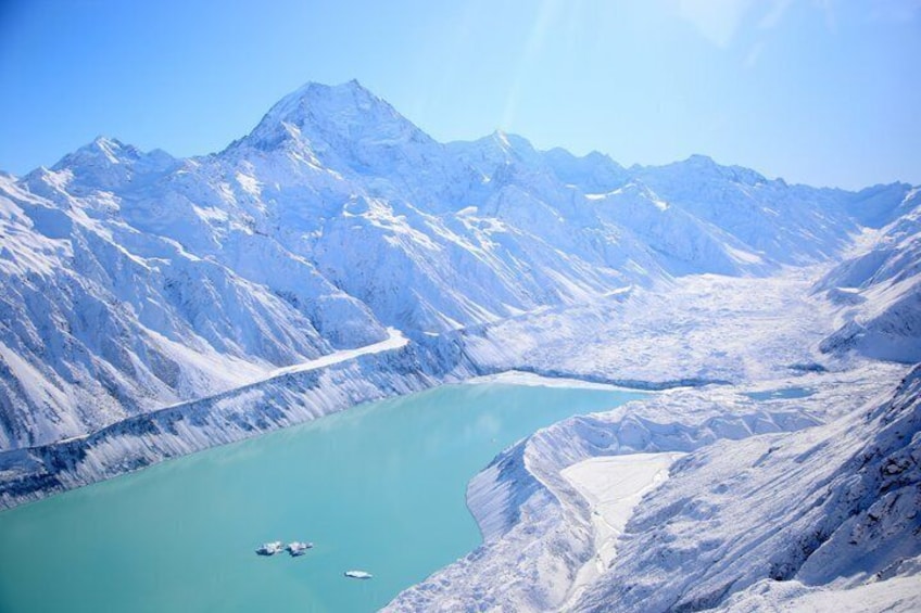 45-Minute Glacier Highlights Helicopter Tour from Mount Cook 4