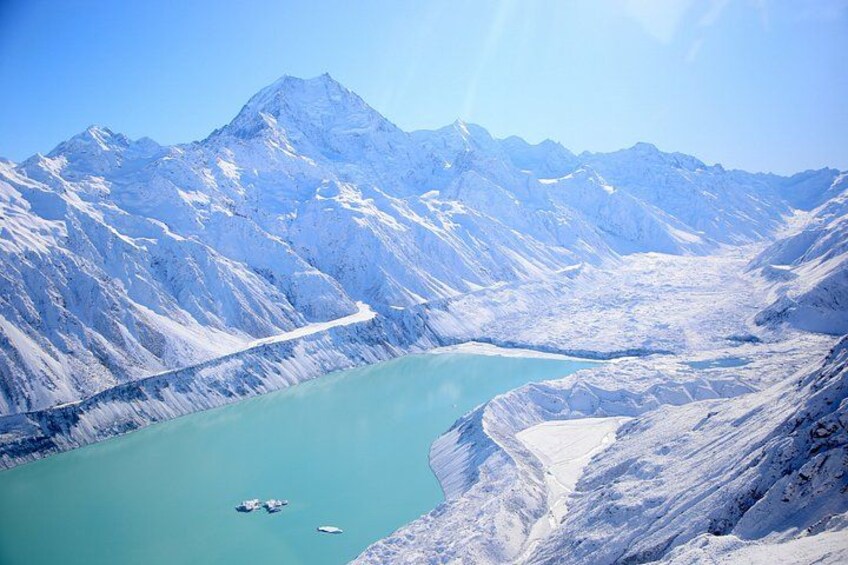 45-Minute Glacier Highlights Helicopter Tour from Mount Cook 5