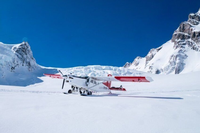 55 minute Grand Circle Ski Plane 1