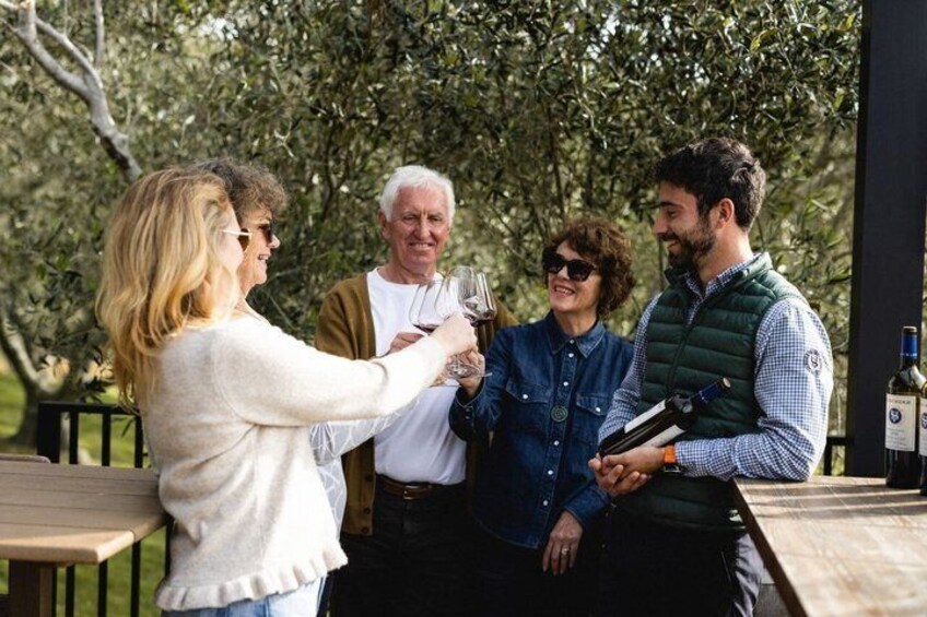 The Essence of Waiheke Wine Tour 3