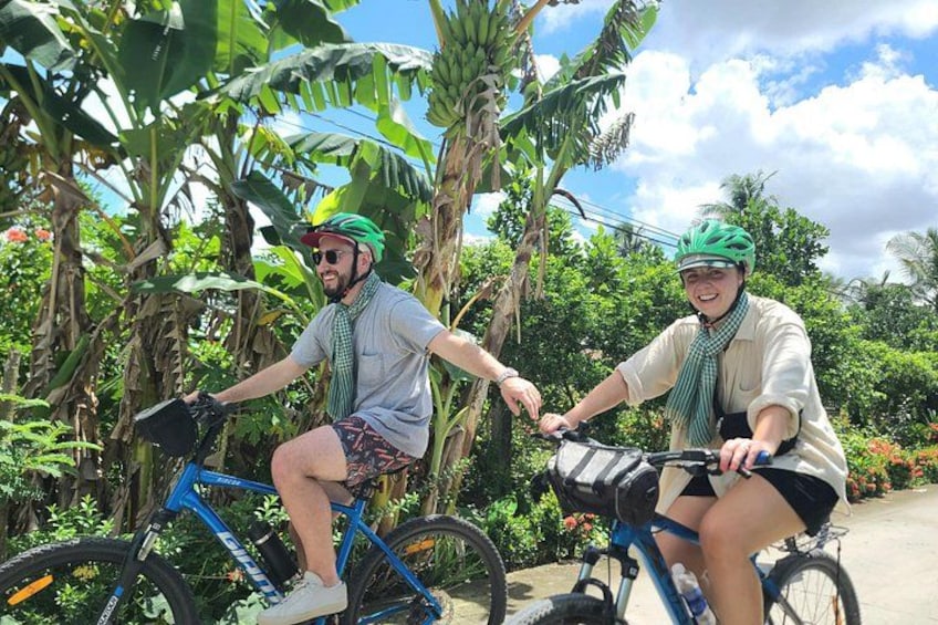 We don't SELL a normal Tour - The Team is SHARING an Authentic Mekong Experience. 2