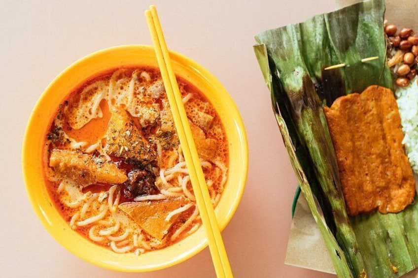Singapore private food tour with a local private guide 3