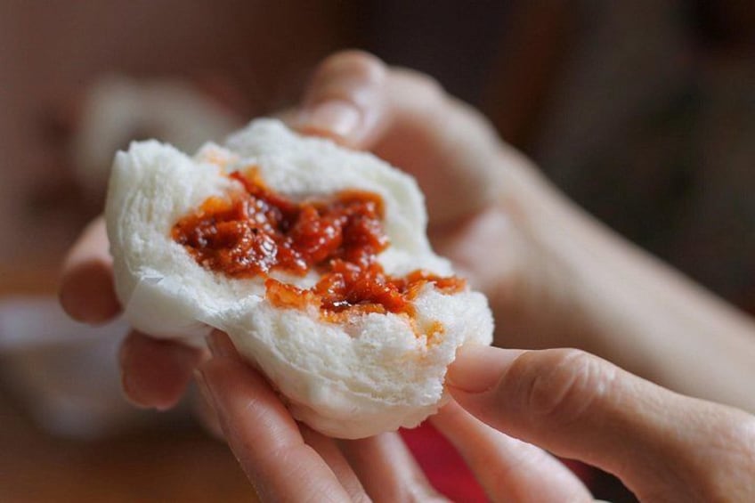 Singapore's Chinatown "Off The Beaten Track" Foodie Tour 1