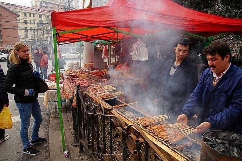 Full-Day Private Guided Tour of Shanghai 2