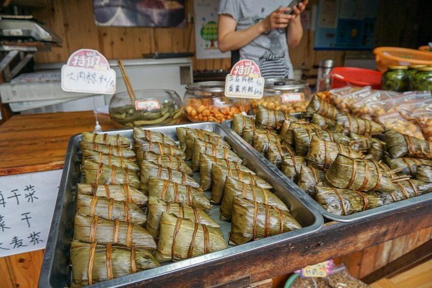 Delicacies in Zhujiajiao 3