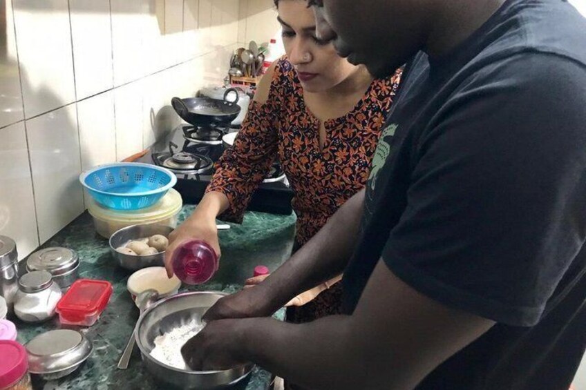 Culinary Experience: Food Tour or Cooking Class by Locals 3