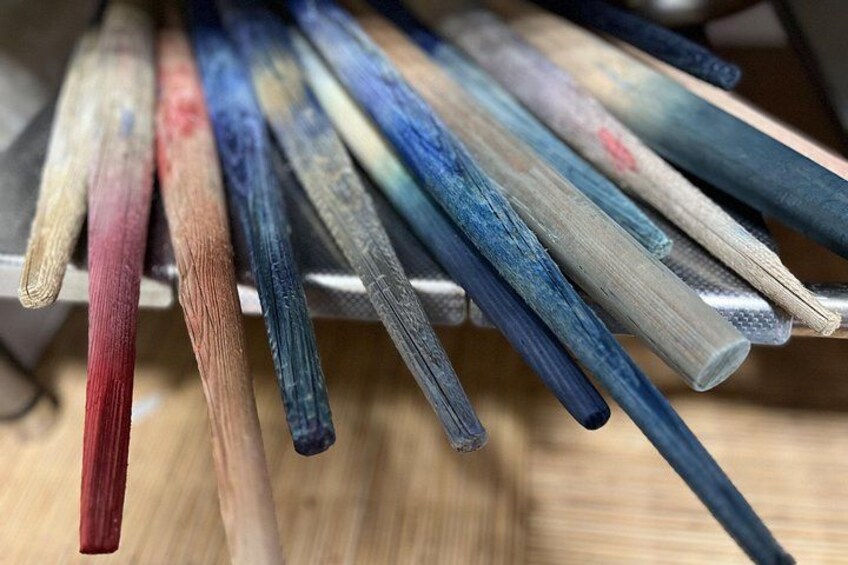 Diverse kwasten in verschillende kleuren en met uiteenlopende texturen. 5