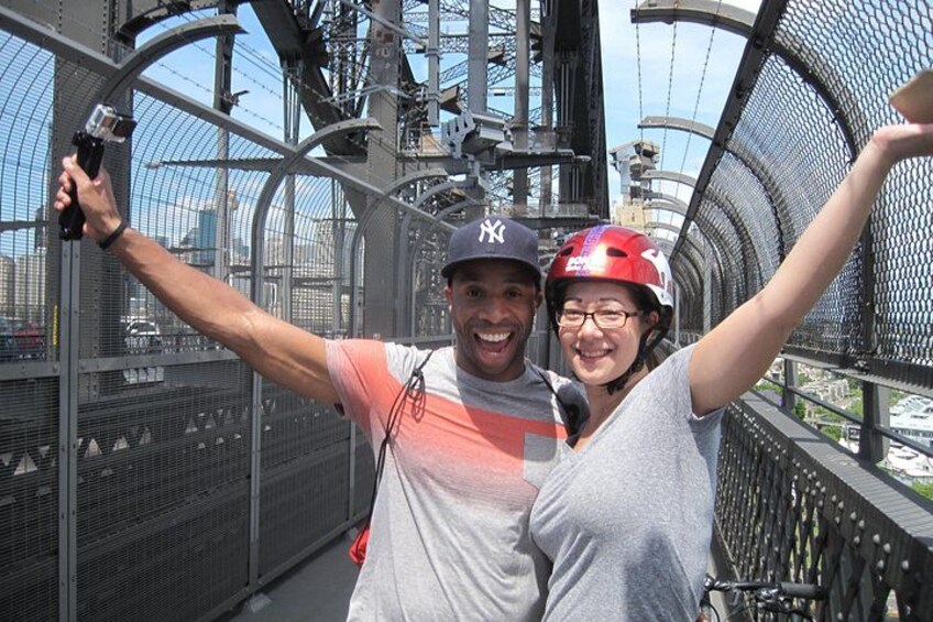 Enjoy unique experiences like riding on the Sydney Harbour Bridge. 4