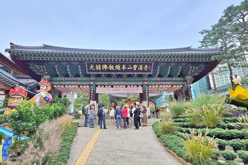 Small-Group Seoul Tour with Gyeongbokgung Palace (hotel pick-up) 2