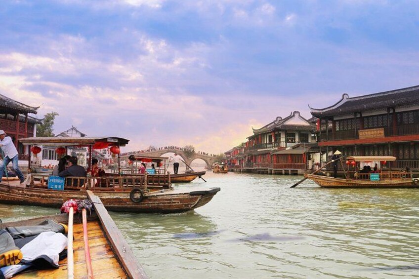 Shanghai Private Tour: Zhujiajiao Water Town and Boat Ride 2