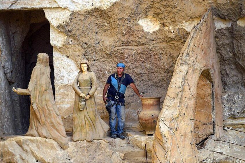 Coptic Cairo Tour: Cave Church of Saint Simon and Old Cairo churches 2