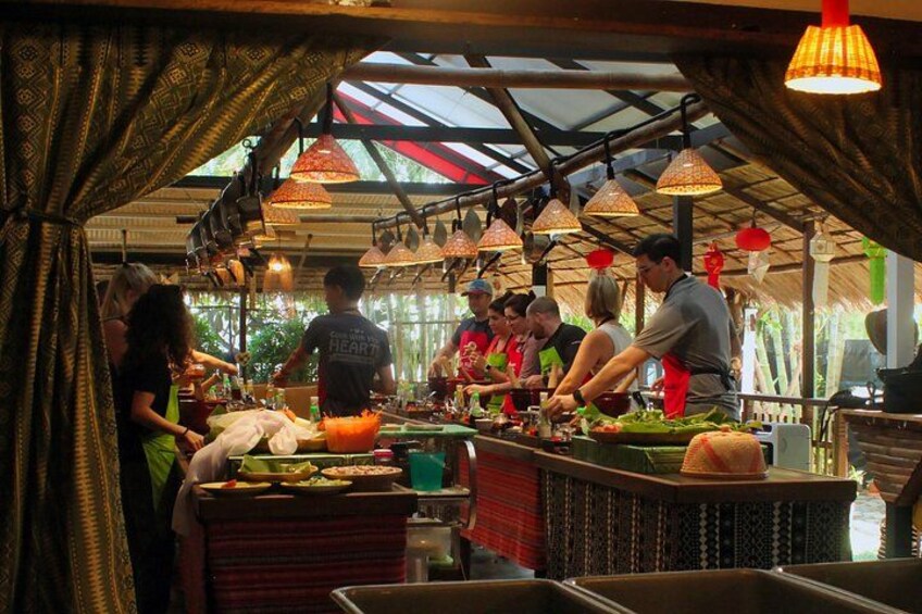 Thai Akha Kitchen - Evening Class - Cooking School Chiang Mai 3