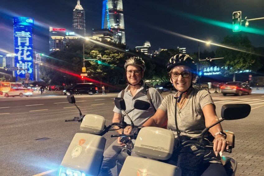 Half-Day Shanghai Highlights: E-Bike Tour & Foodie Experience 2