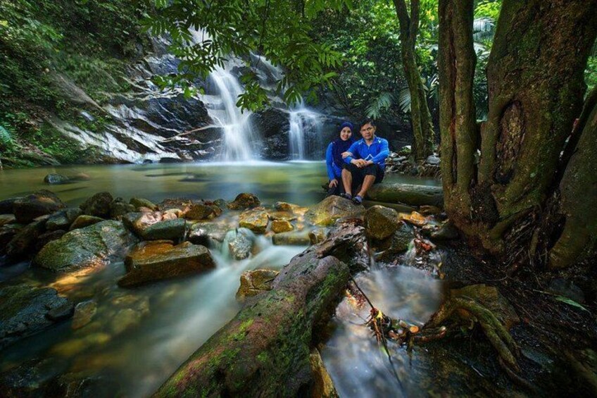 Kanching Falls for a look at the impressive seven-tiered waterfall. 3