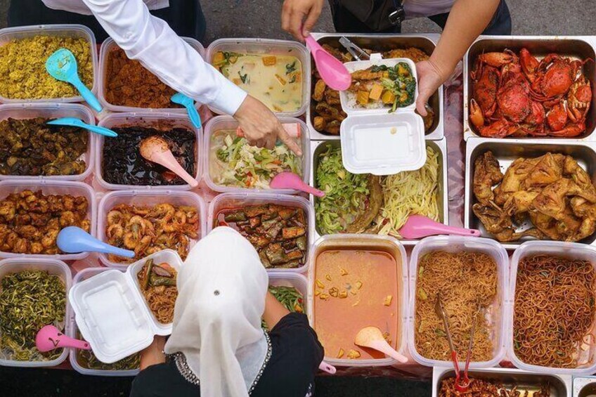 Come Hungry and Leave with a Newfound Appreciation for the Culinary Delights of this
Vibrant Neighborhood 5