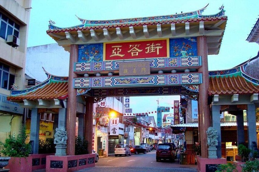 Kuching Heritage City Tour plus Sarawak Sunset River Cruise 2